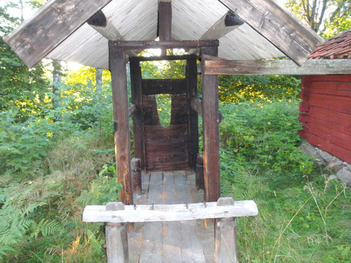 Livestock Branding and Treatment Station.